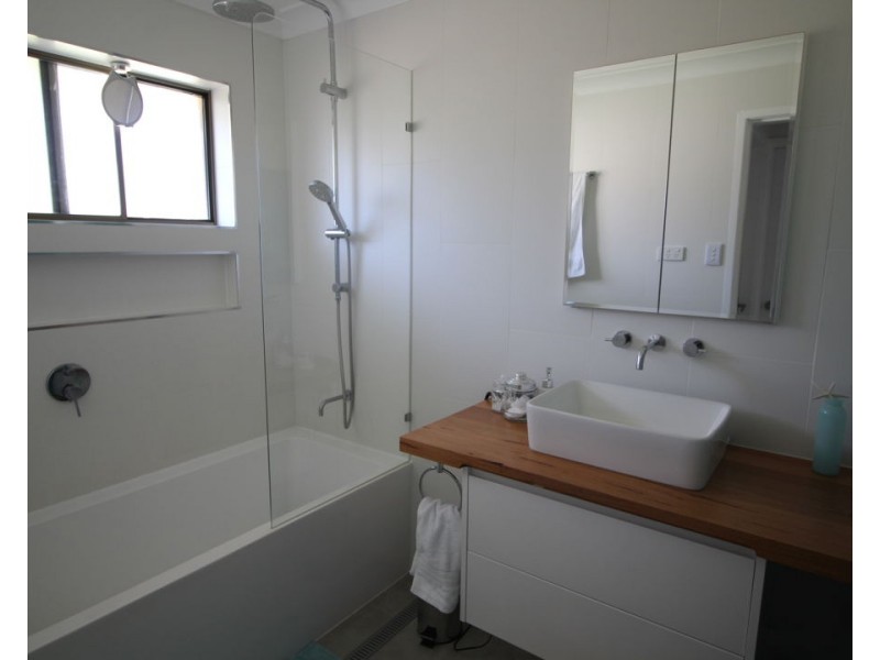 32 Boland Drive, Moree NSW 2400