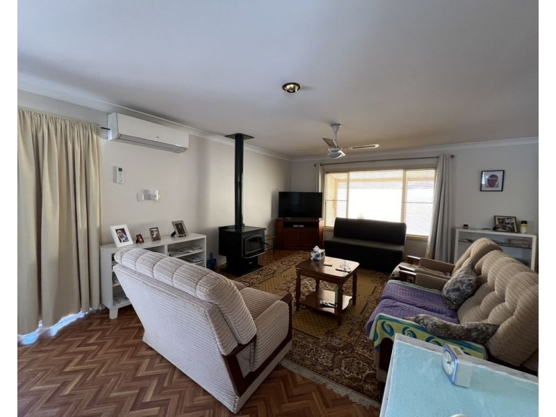 45 Black Prince Drive, Lightning Ridge NSW 2834
