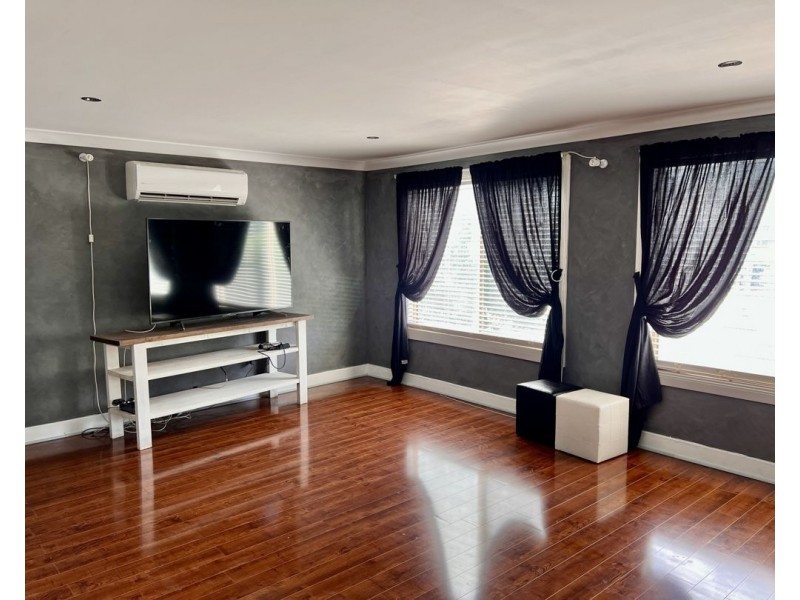 9 Queen Street, Moree NSW 2400