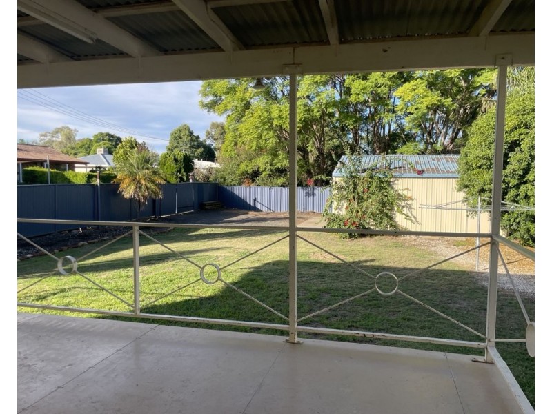 2 Mackenzie street, Moree NSW 2400