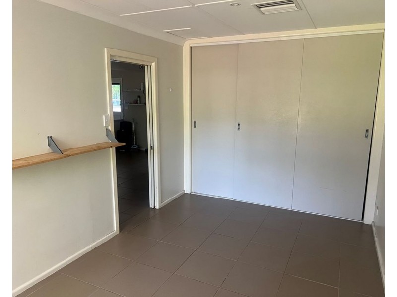 11 Tirzah Street, Moree NSW 2400