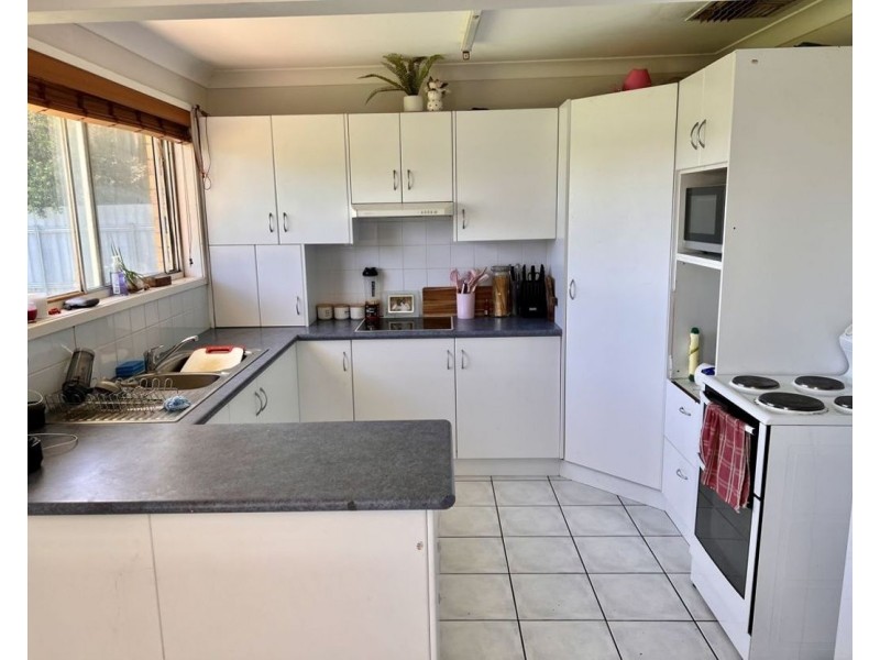 15 Helensvale Avenue, Moree NSW 2400