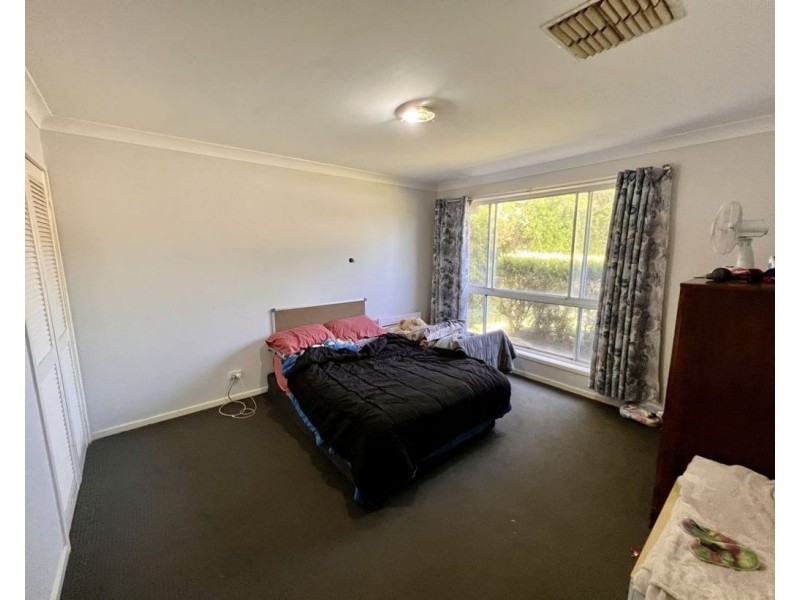 15 Helensvale Avenue, Moree NSW 2400