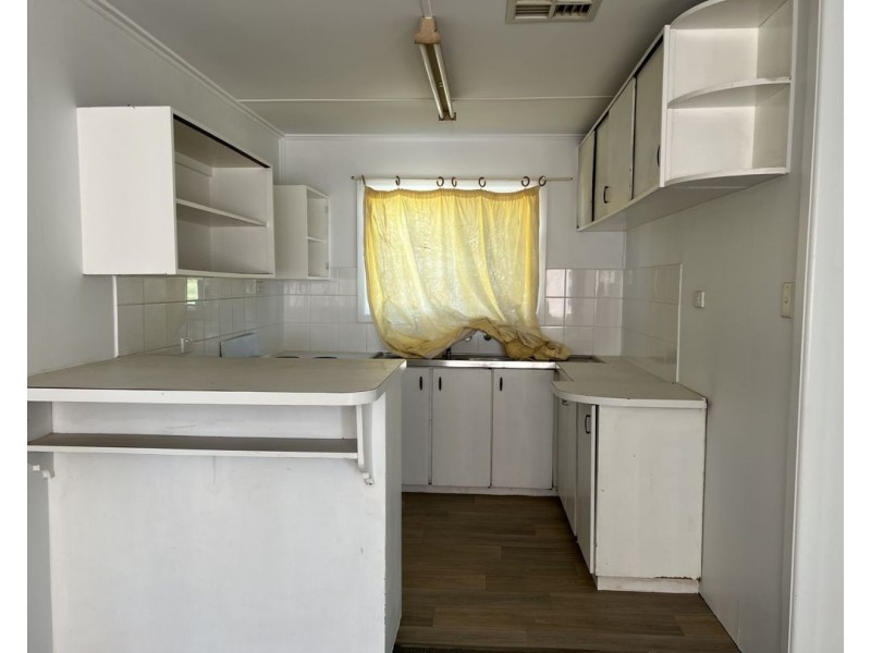 14 Matrix Street, Lightning Ridge NSW 2834