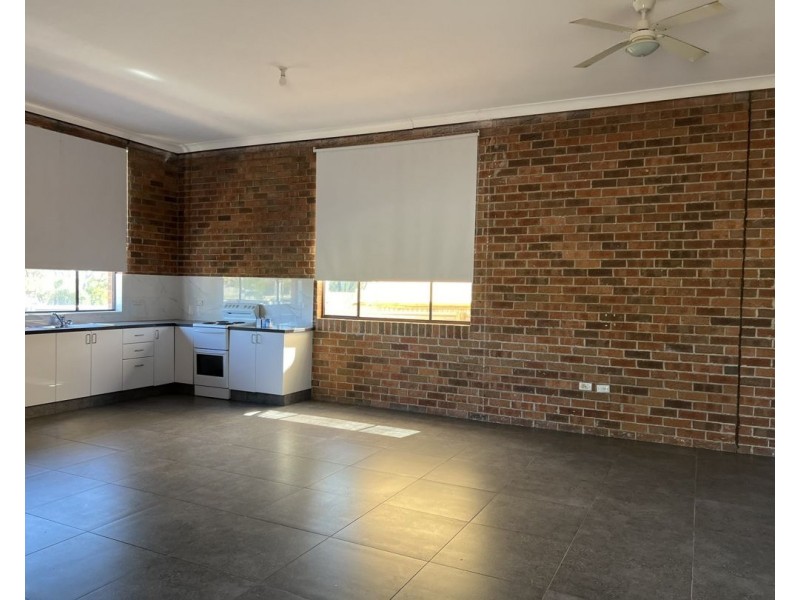 38 Fantasia Street, Lightning Ridge NSW 2834