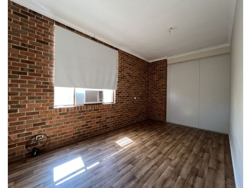 38 Fantasia Street, Lightning Ridge NSW 2834