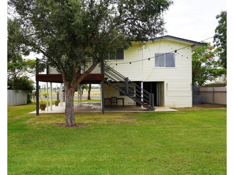 30 Webb Avenue, Moree NSW 2400