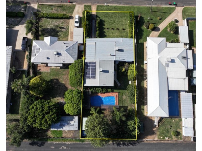 13 Lucksall Street, Moree NSW 2400