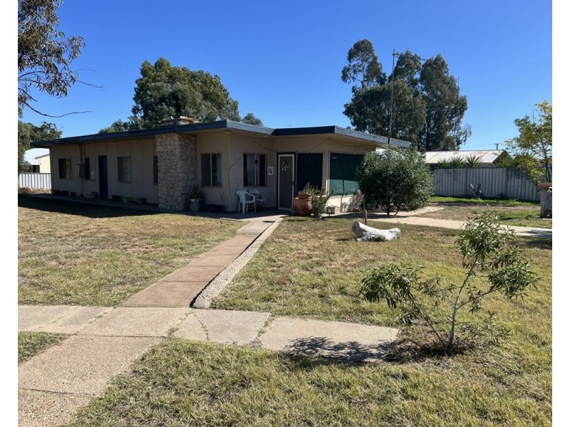 16 Gem Street, Lightning Ridge NSW 2834