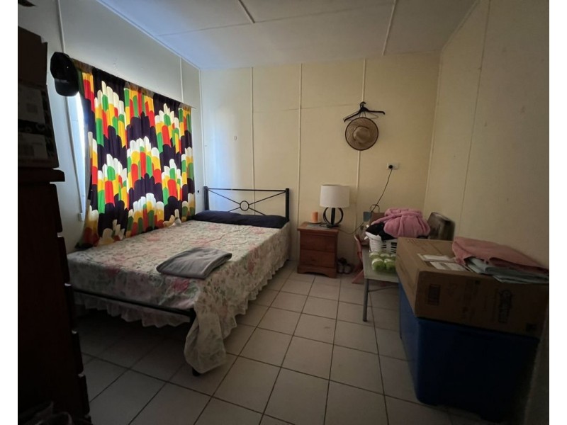 16 Gem Street, Lightning Ridge NSW 2834