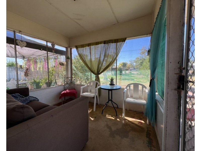 16 Gem Street, Lightning Ridge NSW 2834