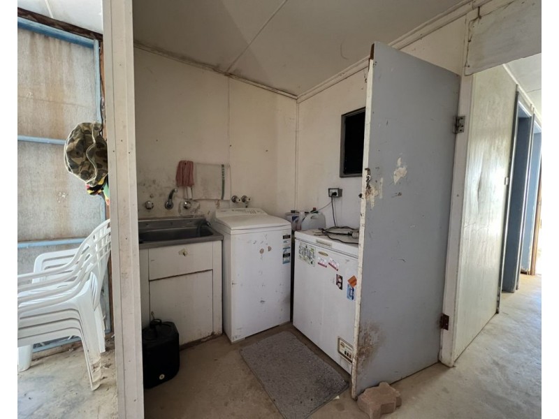 16 Gem Street, Lightning Ridge NSW 2834