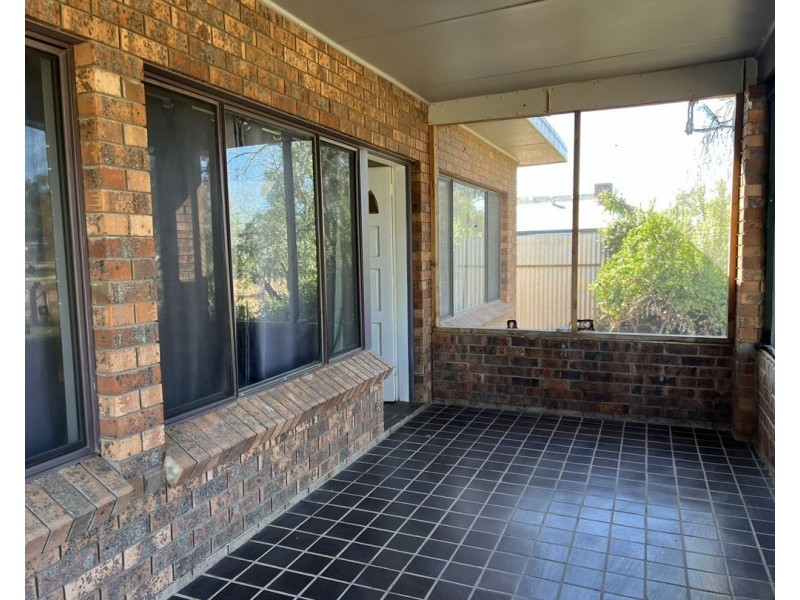 3 Matrix Street, Lightning Ridge NSW 2834
