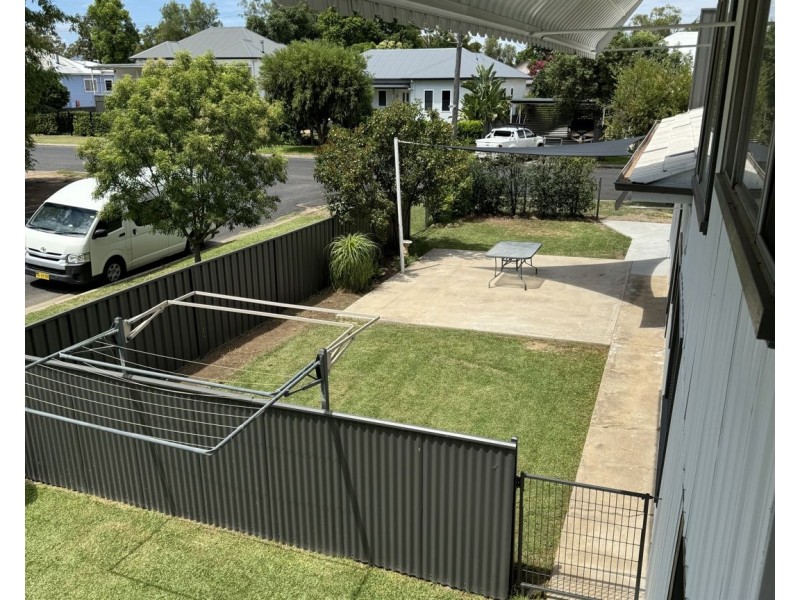 33 Iris Street, Moree NSW 2400