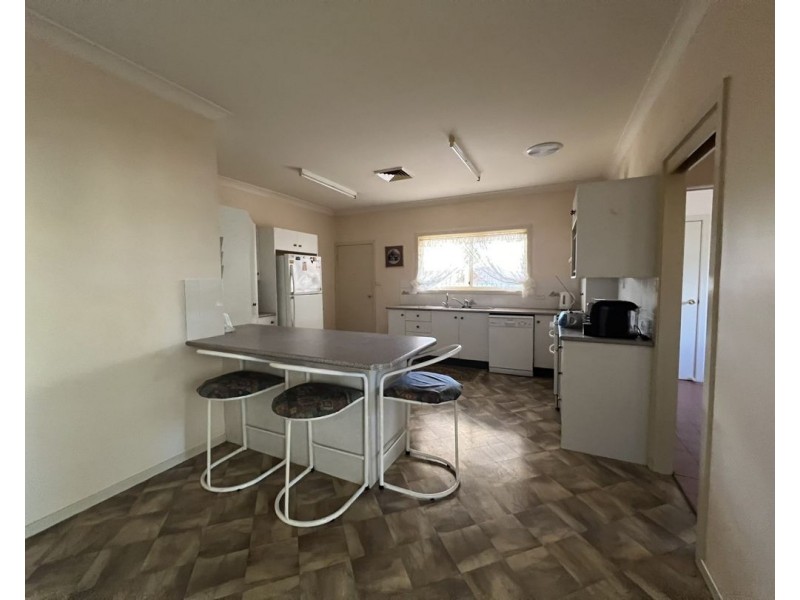26 Cardinal Road, Lightning Ridge NSW 2834