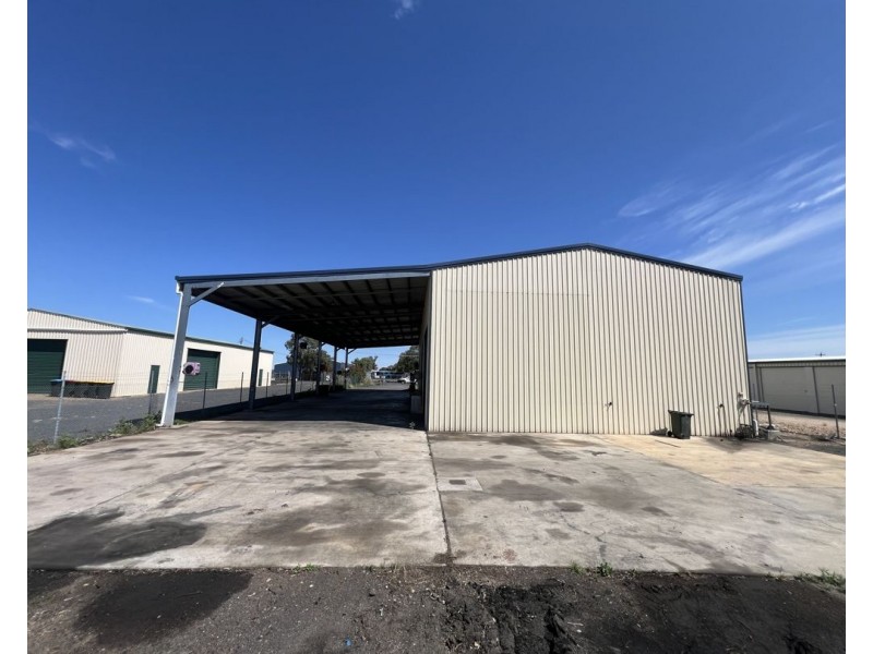 5 Des Young Drive, Moree NSW 2400