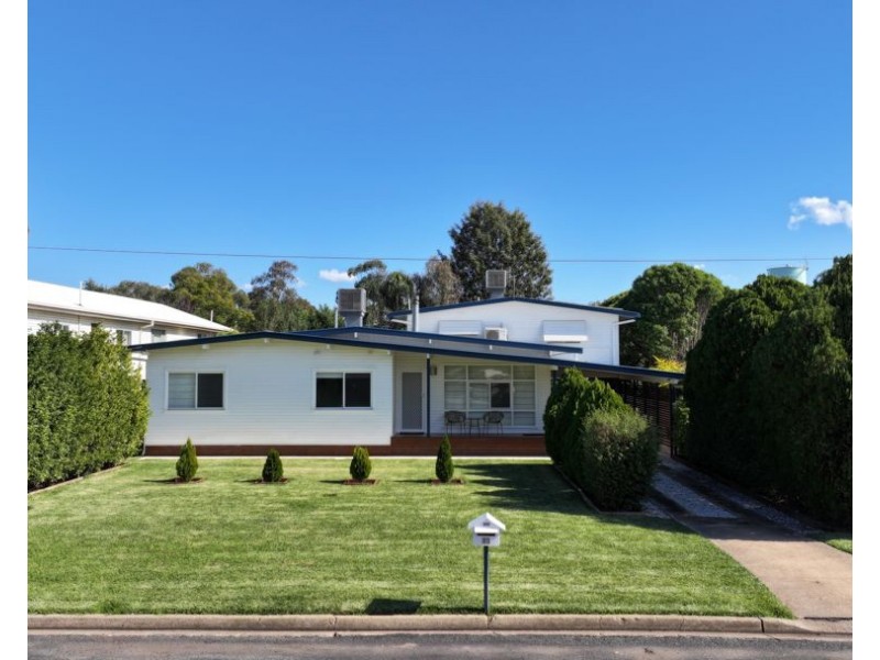 13 Lucksall ST, Moree NSW 2400