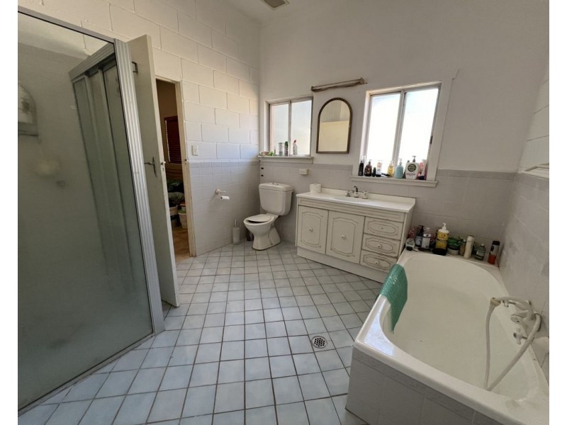 20 Gem Street, Lightning Ridge NSW 2834