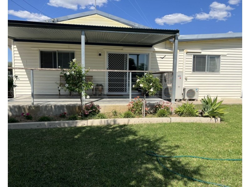 25 Namoi Street, Walgett NSW 2832