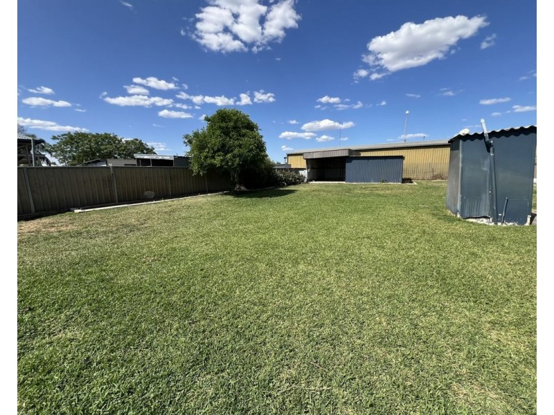 25 Namoi Street, Walgett NSW 2832