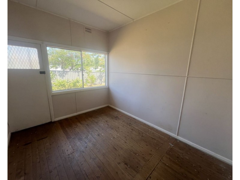 51 Railway Parade, Gravesend NSW 2401