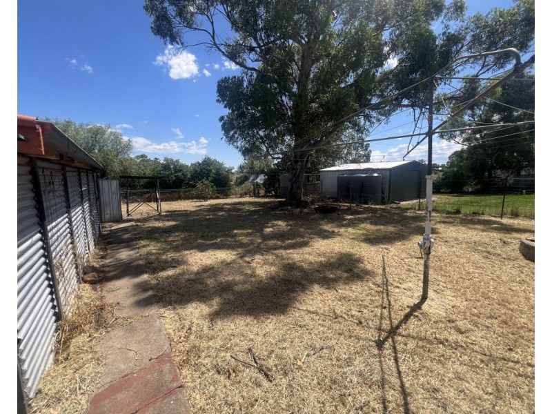 51 Railway Parade, Gravesend NSW 2401