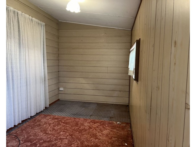 23 Black Prince Drive, Lightning Ridge NSW 2834