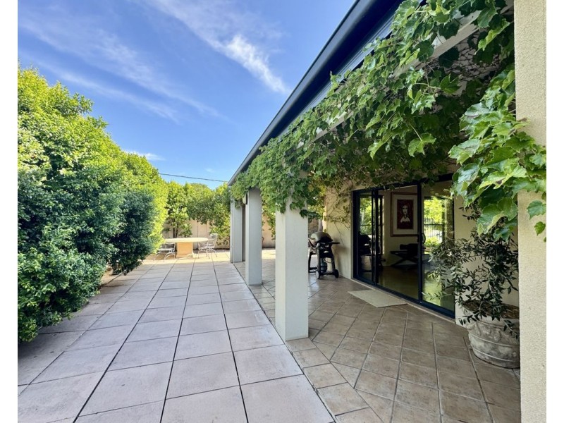 5 Melaleuca Cl, Moree NSW 2400