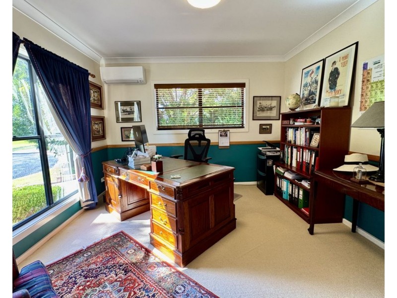 5 Melaleuca Cl, Moree NSW 2400