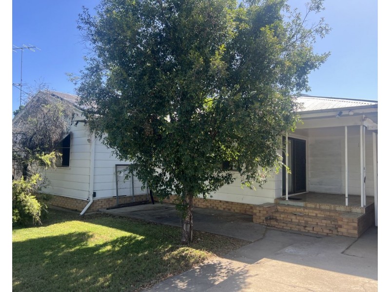 385 Boston Street, Moree NSW 2400