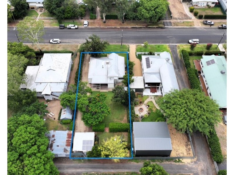 17 Edward Street, Moree NSW 2400