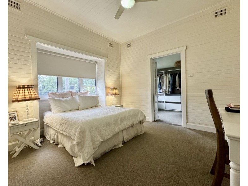 17 Edward Street, Moree NSW 2400