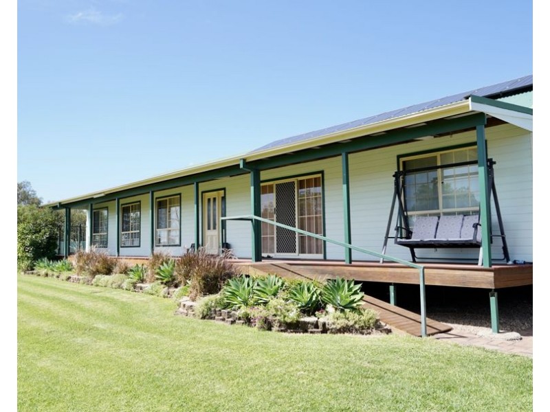 30 Mallee Rd, Moree NSW 2400