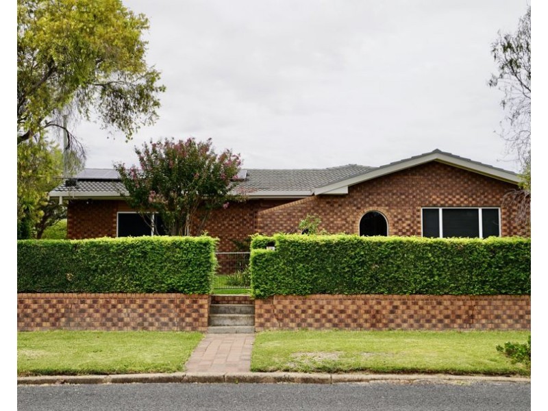 26 Mackenzie Street, Moree NSW 2400