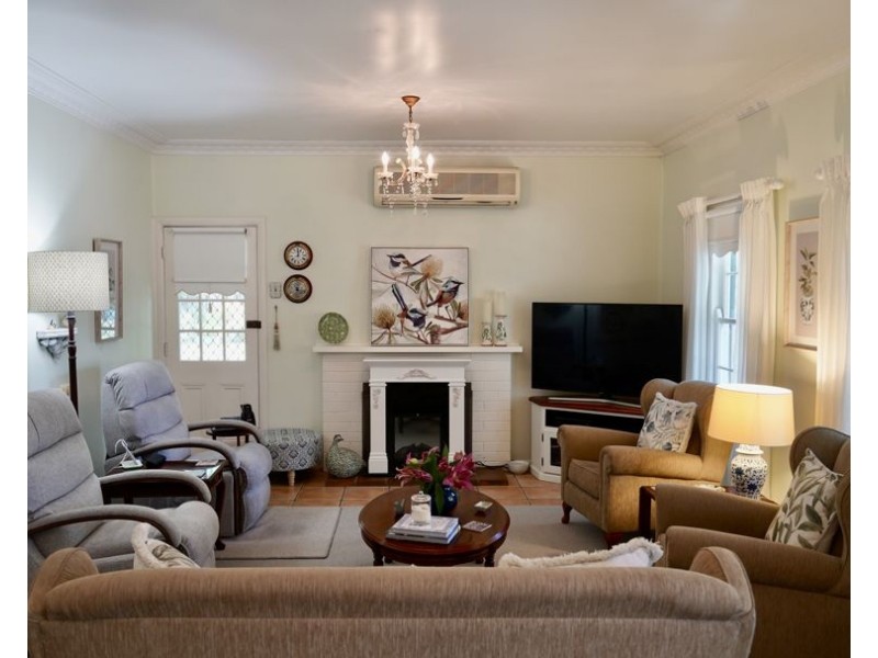 8 Crane Place, Moree NSW 2400