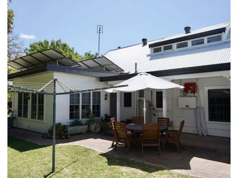 8 Crane Place, Moree NSW 2400