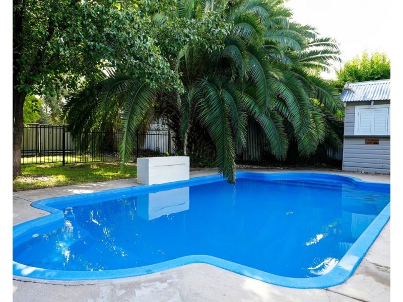 65 Edward Street, Moree NSW 2400