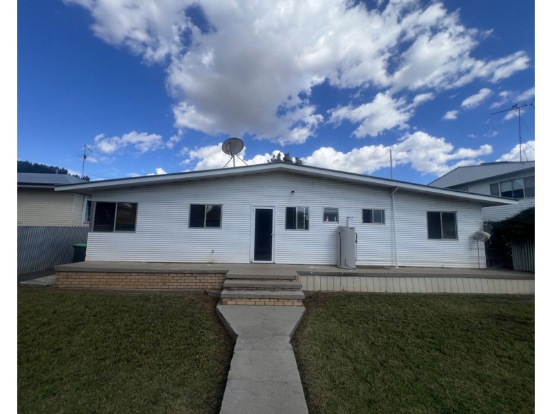 11 Macarthur Street, Moree NSW 2400