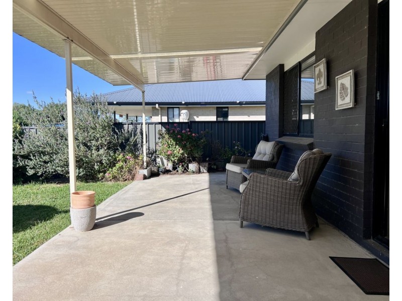 33B Bottlebrush Drive, Moree NSW 2400