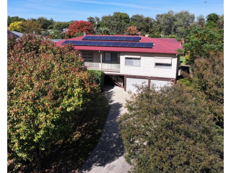 14 WARATAH STREET, Moree NSW 2400