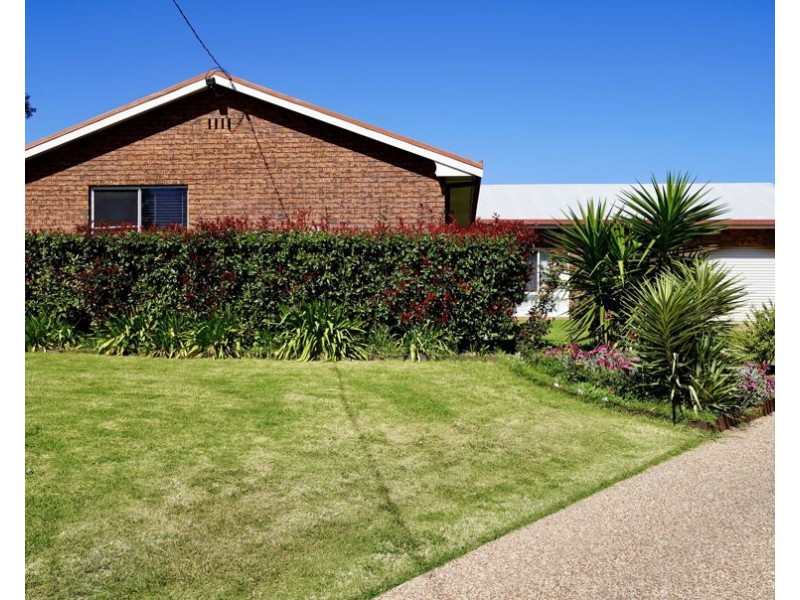 5 MYALL PLACE, Moree NSW 2400