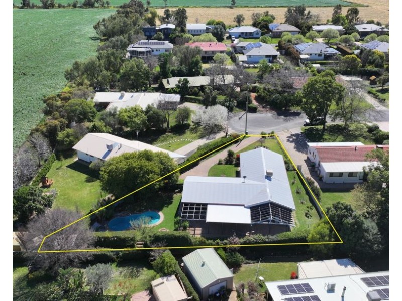5 MYALL PLACE, Moree NSW 2400