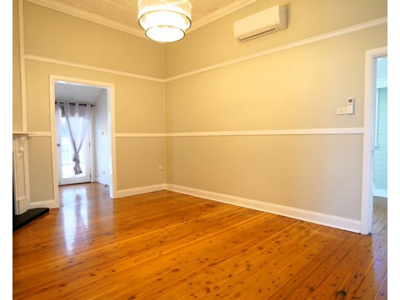 10 Auburn St, Moree NSW 2400