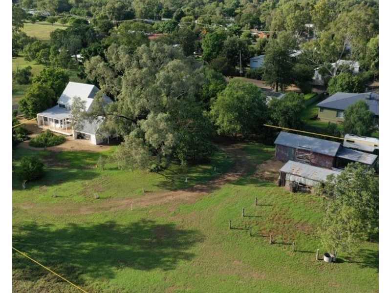 9 Sunnyside Road, Moree NSW 2400