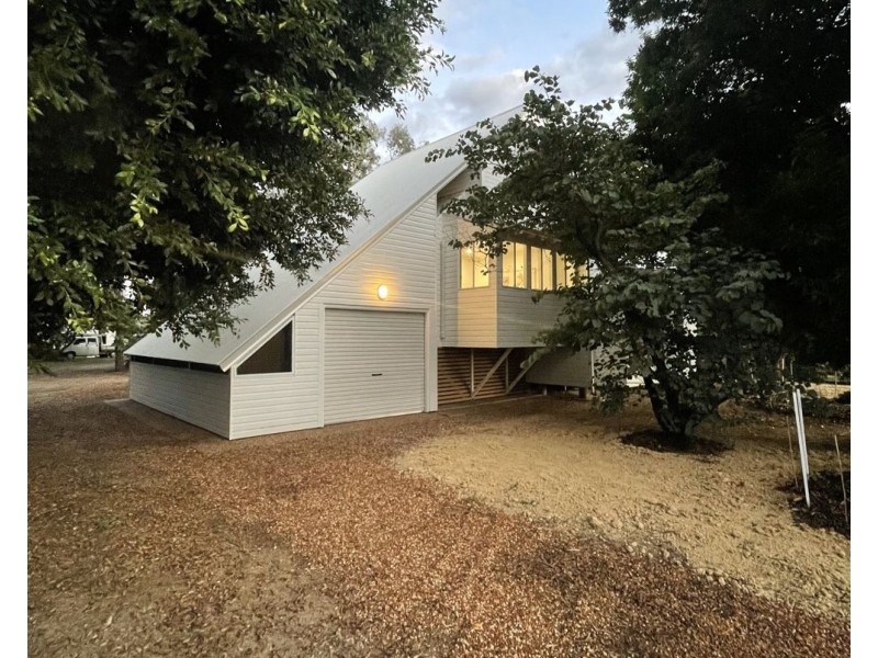 9 Sunnyside Road, Moree NSW 2400