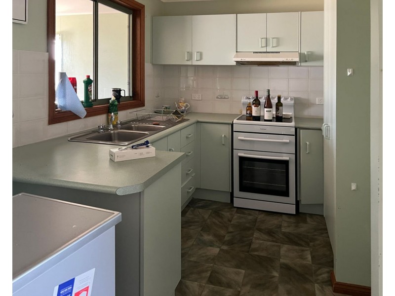19 Fantasia Street, Lightning Ridge NSW 2834