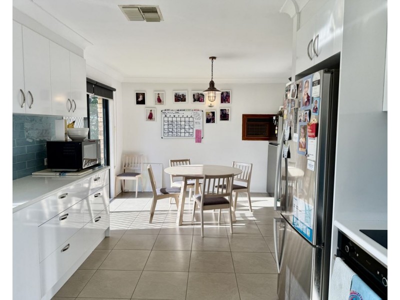 4 Julia Place, Moree NSW 2400