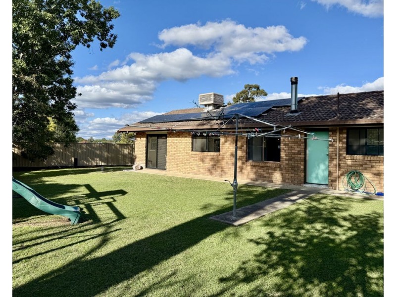 4 Julia Place, Moree NSW 2400
