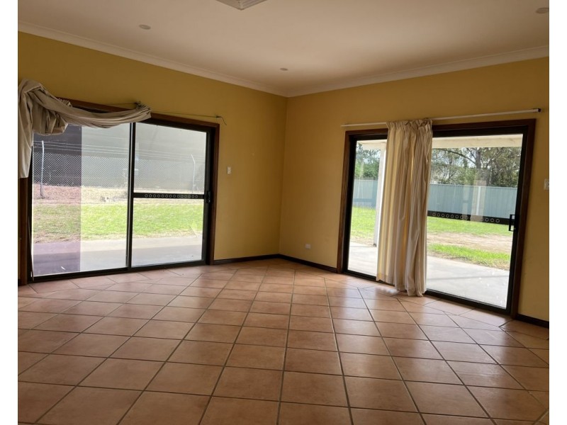 54 Nettleton Drive, Lightning Ridge NSW 2834