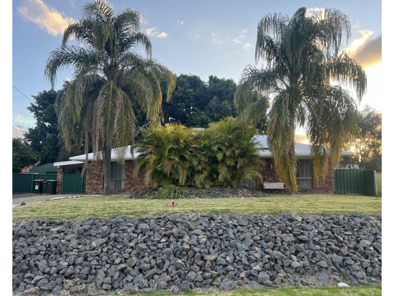 69 Jacaranda Drive, Moree NSW 2400
